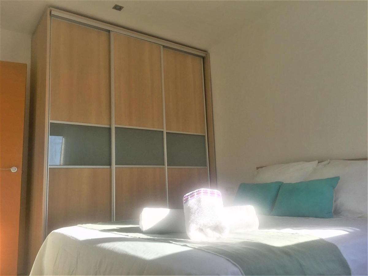 קויירה Renovated Apartment Steps Away From The Beach מראה חיצוני תמונה
