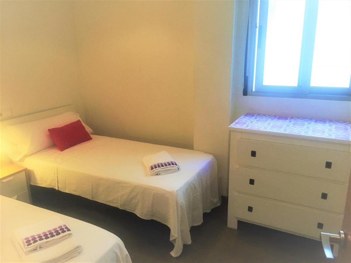 קויירה Renovated Apartment Steps Away From The Beach מראה חיצוני תמונה